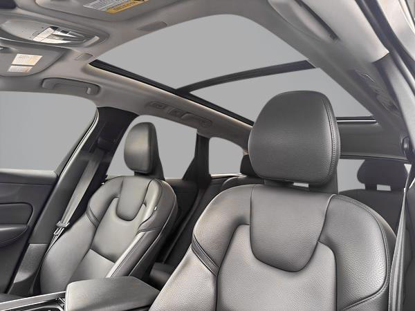 volvo XC60 Recharge 2023 - 12