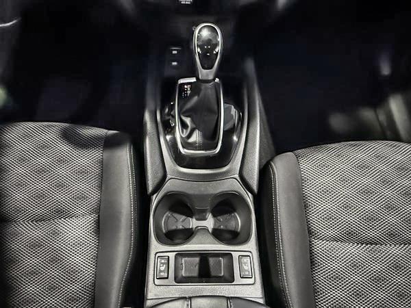 nissan Qashqai 2021 - 25
