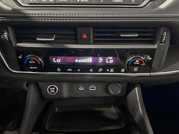 nissan Rogue 2023 - 22