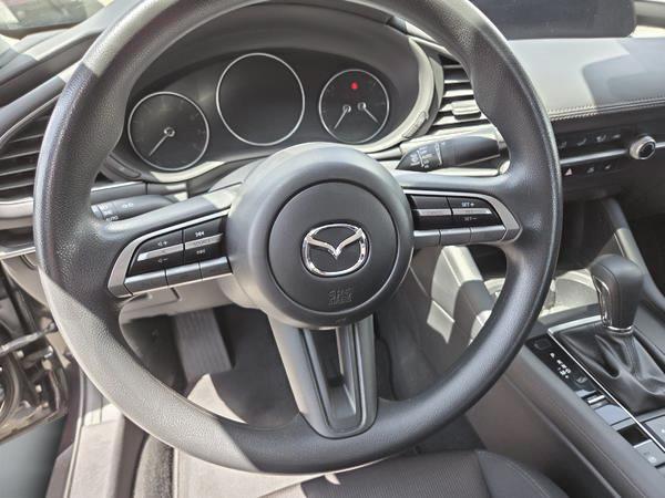 mazda Mazda3 2022 - 13