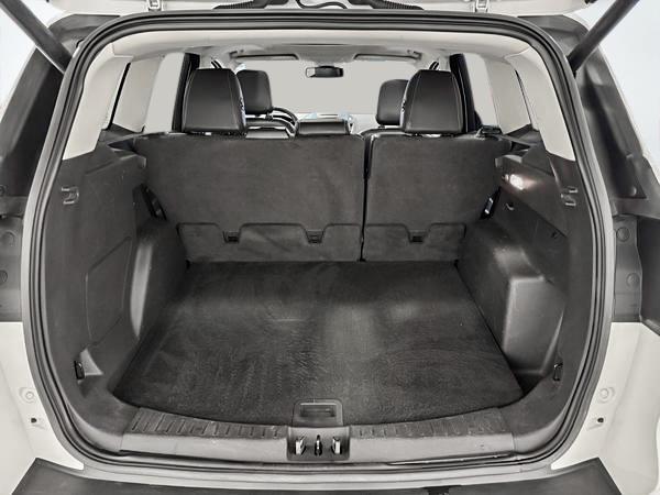 ford Escape 2018 - 26