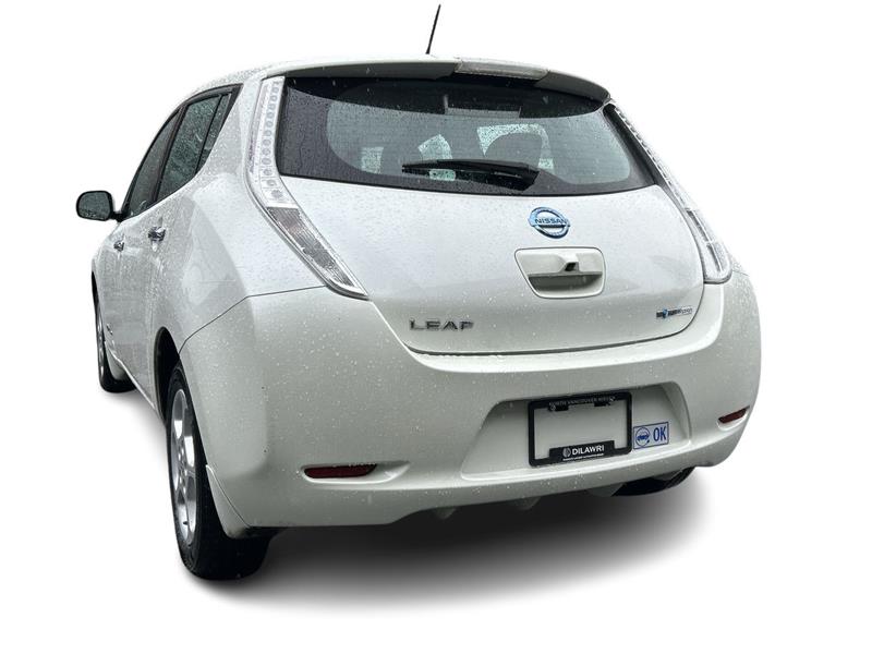 nissan LEAF 2015 - 11