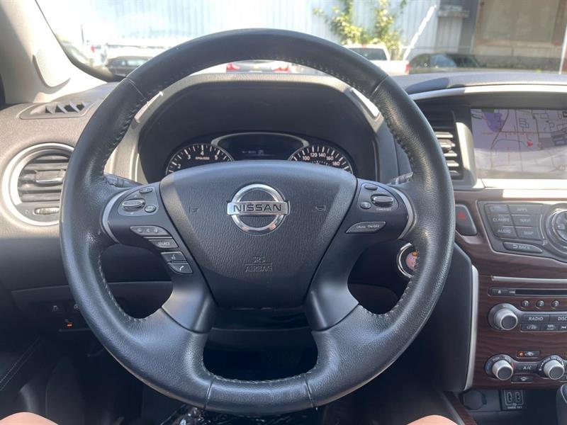 nissan Pathfinder 2018 - 24