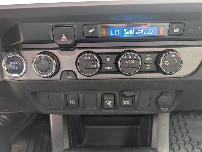 toyota Tacoma 2021 - 19