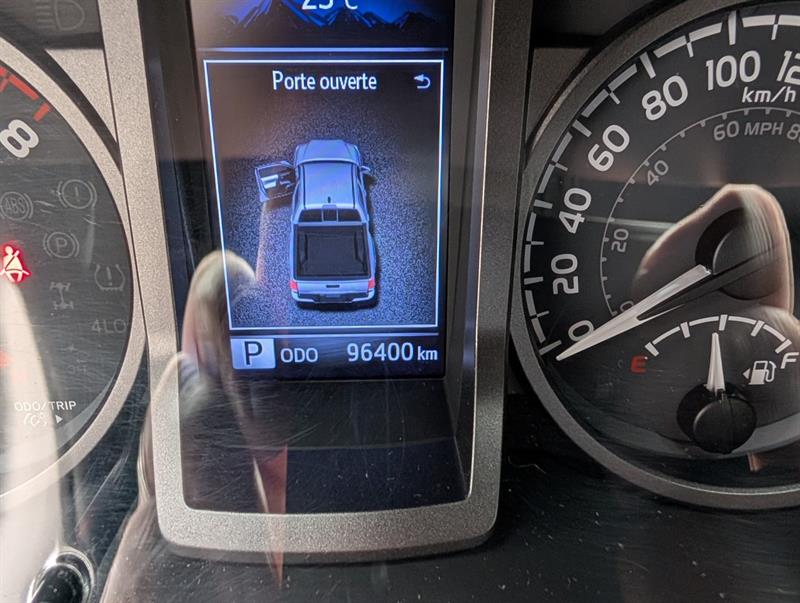 toyota Tacoma 2021 - 25