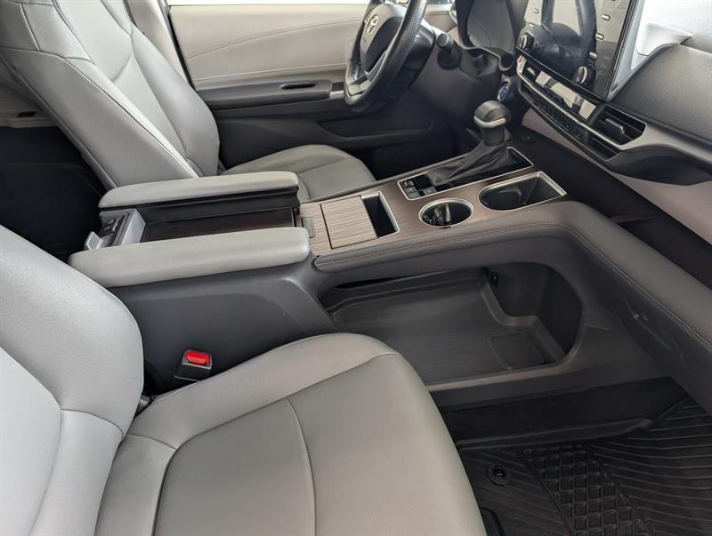 toyota Sienna 2023 - 8