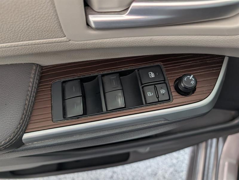 toyota Sienna 2023 - 16