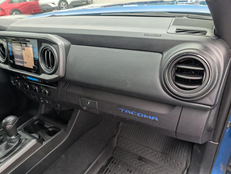 toyota Tacoma 2018 - 11