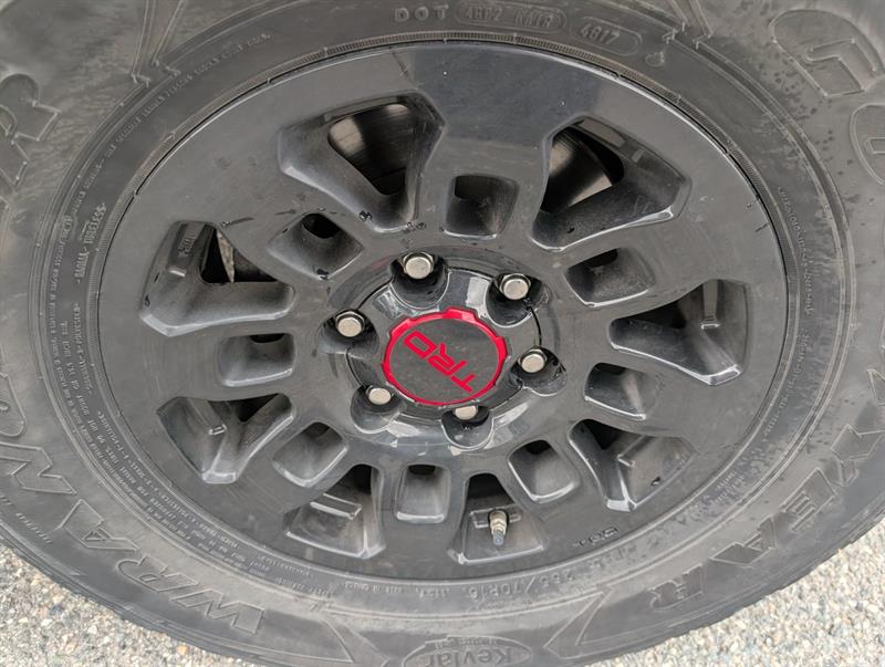 toyota Tacoma 2018 - 26