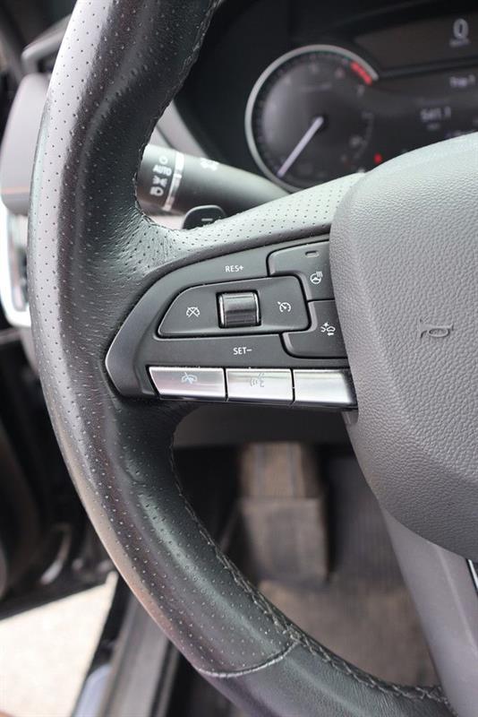 cadillac XT4 2023 - 12