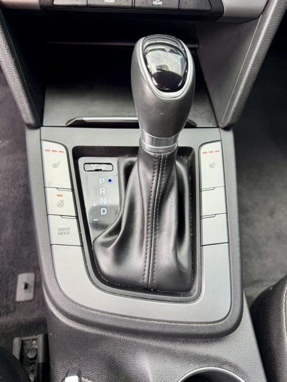 hyundai Elantra 2018 - 16