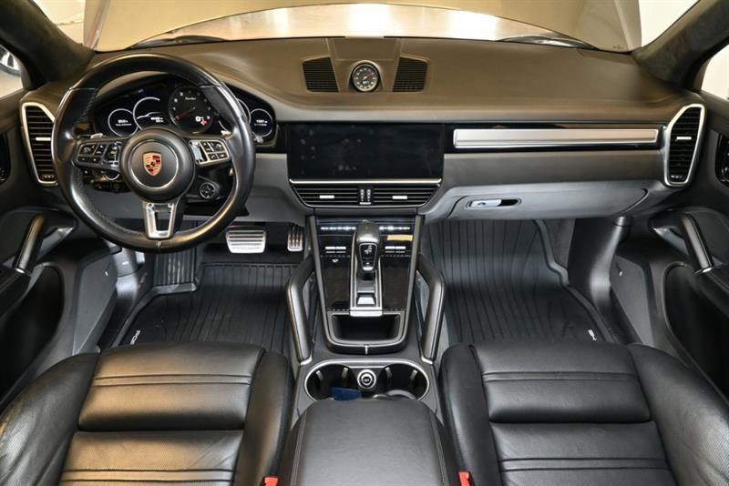 porsche Cayenne 2019 - 22