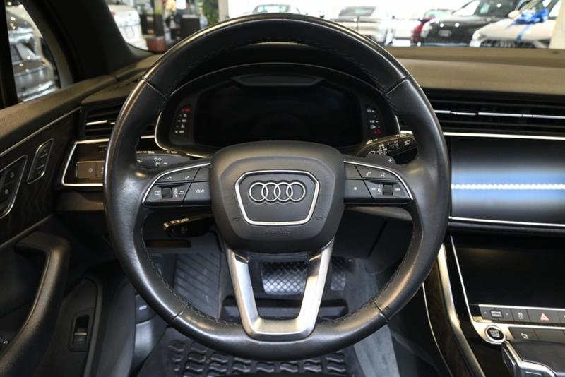 audi Q7 2022 - 24