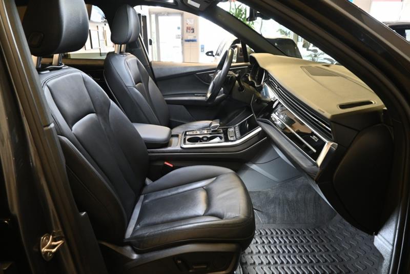 audi Q7 2022 - 36