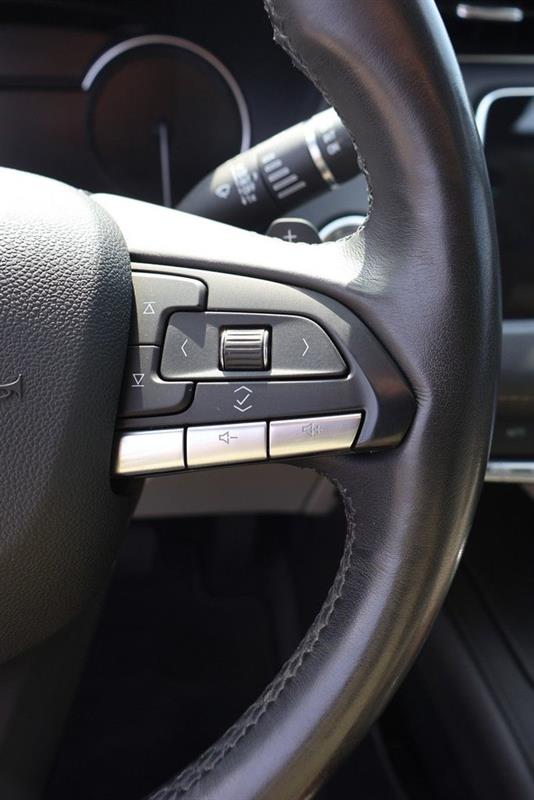 cadillac XT4 2020 - 12