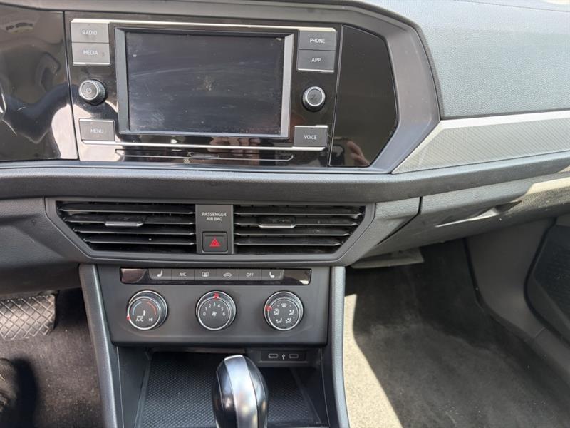 volkswagen Jetta 2021 - 14