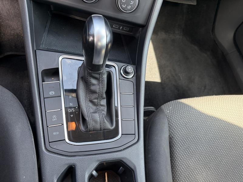 volkswagen Jetta 2021 - 15