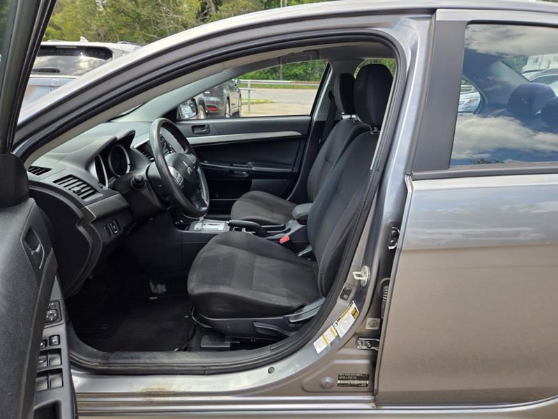 mitsubishi Lancer 2014 - 10