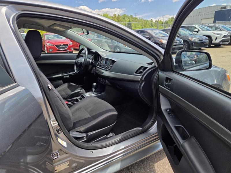 mitsubishi Lancer 2014 - 12