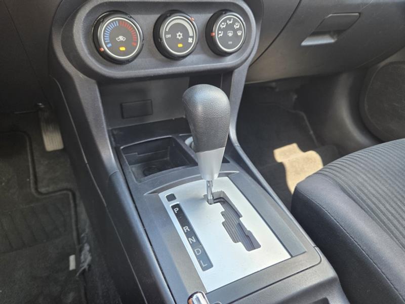 mitsubishi Lancer 2014 - 24