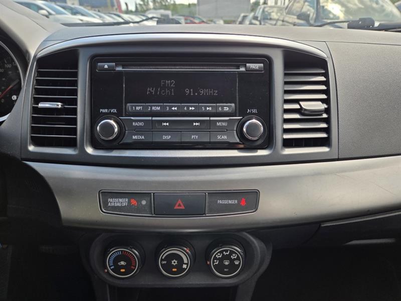 mitsubishi Lancer 2014 - 28