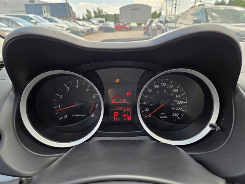 mitsubishi Lancer 2014 - 29