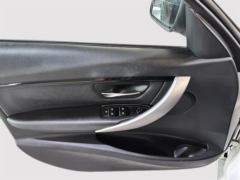 bmw Série 3 2016 - 17