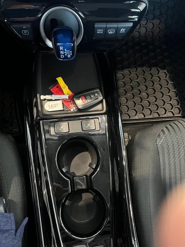 toyota Prius Prime 2021 - 16