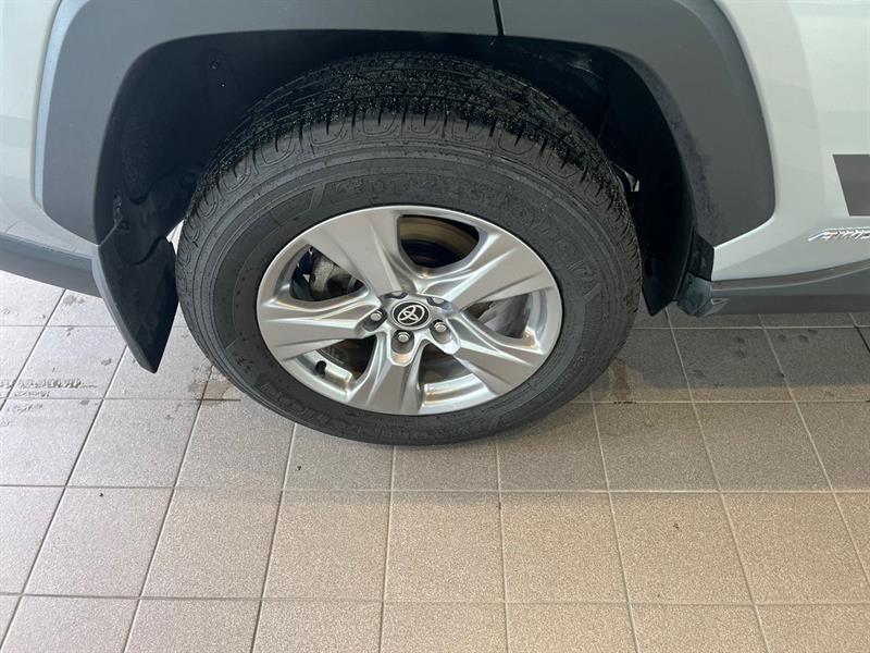 toyota RAV4 2025 - 8