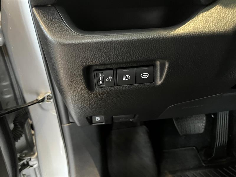 toyota RAV4 2025 - 13
