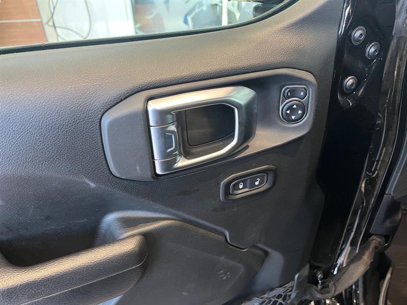 jeep Wrangler 2023 - 11