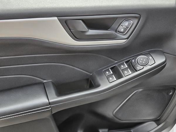 ford Escape 2022 - 10