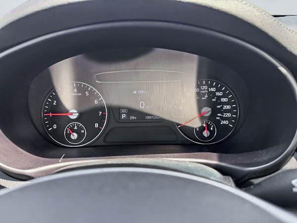 kia Sorento 2020 - 18