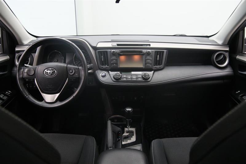 toyota RAV4 2018 - 11