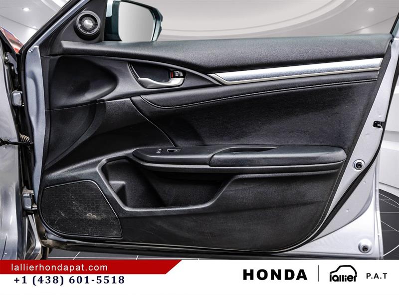 honda Civic Sedan 2018 - 17