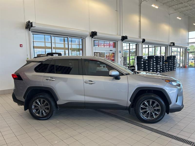 toyota RAV4 2022 - 4