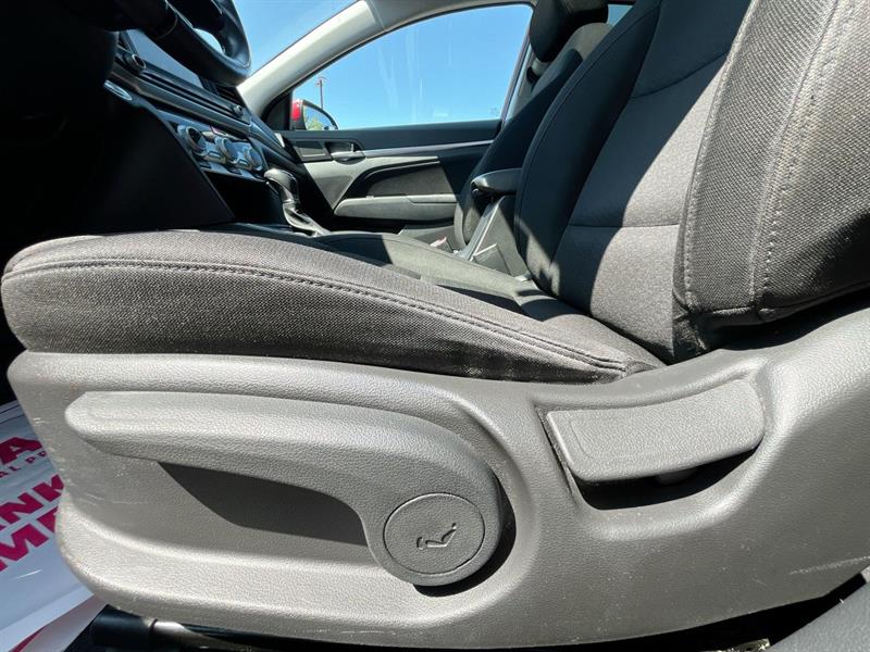 hyundai Elantra 2020 - 14