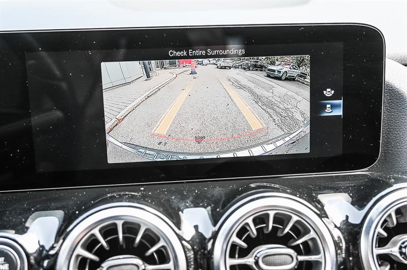 mercedes-benz GLA250 2023 - 15