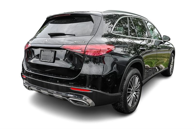 mercedes-benz GLC300 2024 - 8