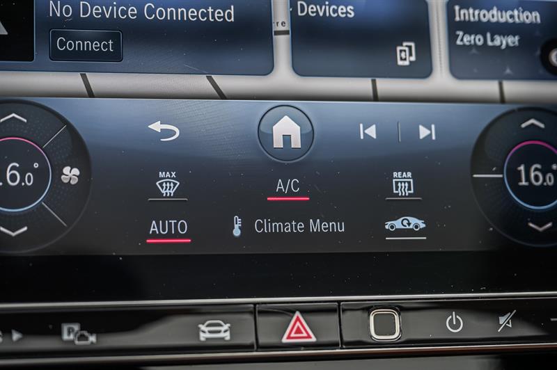 mercedes-benz GLC300 2024 - 23
