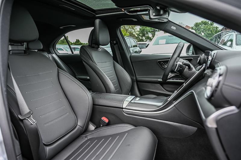 mercedes-benz C300 2025 - 31