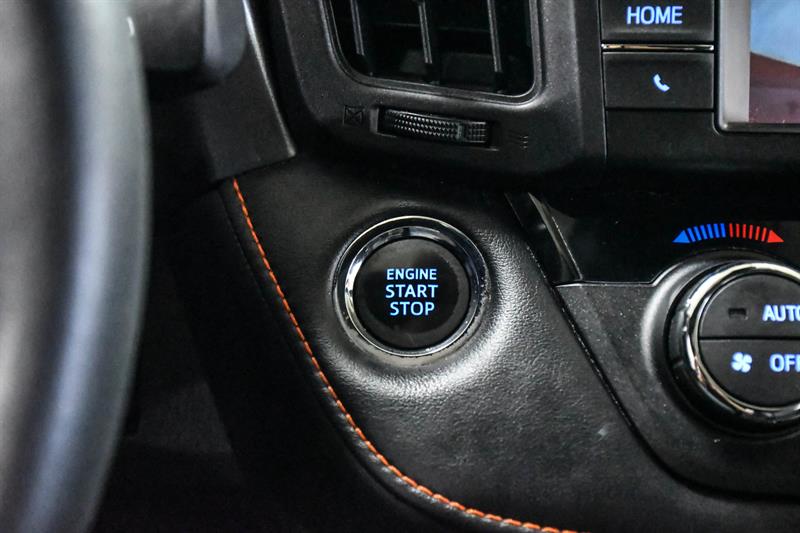 toyota RAV4 2017 - 32