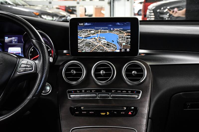 mercedes-benz GLC300 2017 - 29