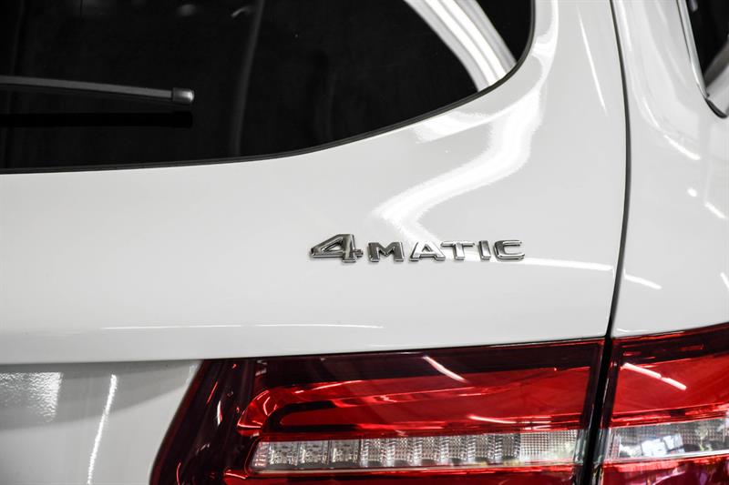 mercedes-benz GLC300 2017 - 36