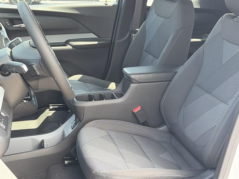 chevrolet Bolt 2027 - 19