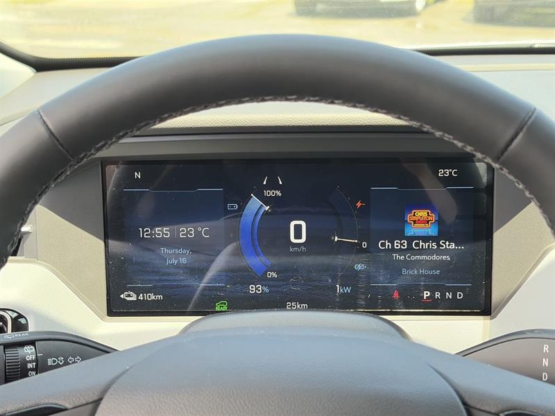 chevrolet Bolt 2027 - 23