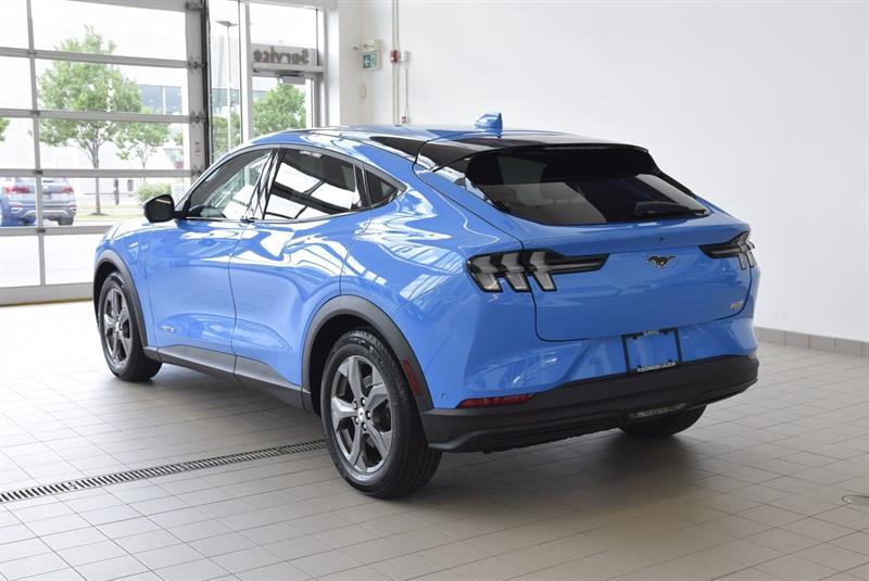 ford Mustang Mach-E 2022 - 12