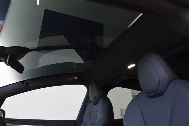 tesla Model X 2024 - 5