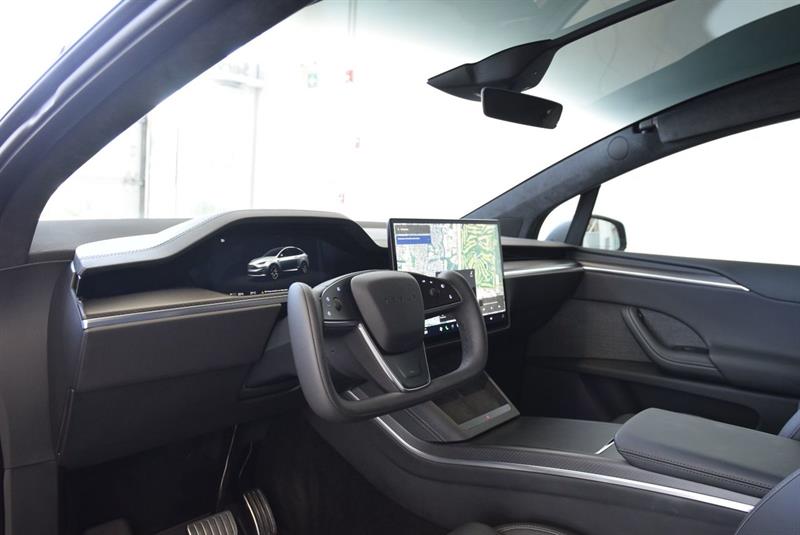 tesla Model X 2024 - 13
