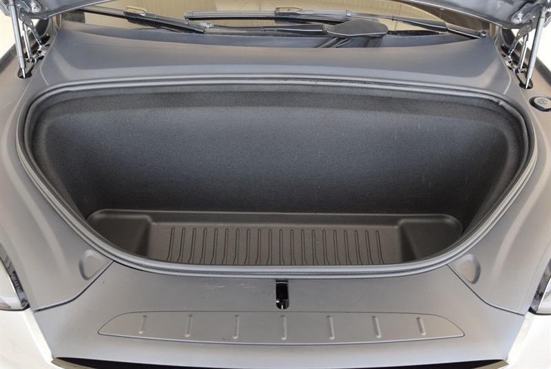 tesla Model X 2024 - 14